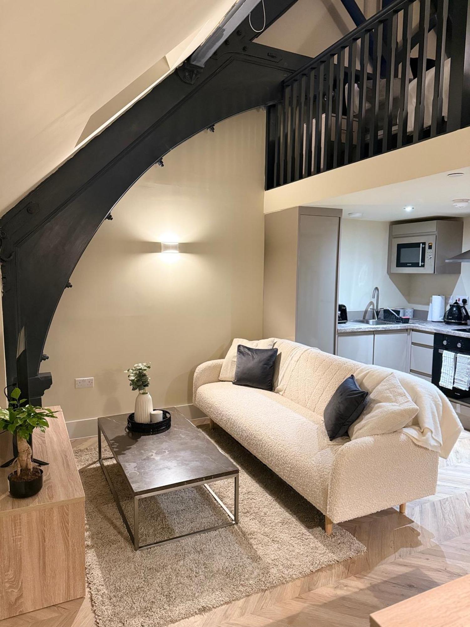 Cosy Mezzanine Apartment Leeds City Centre Exterior photo